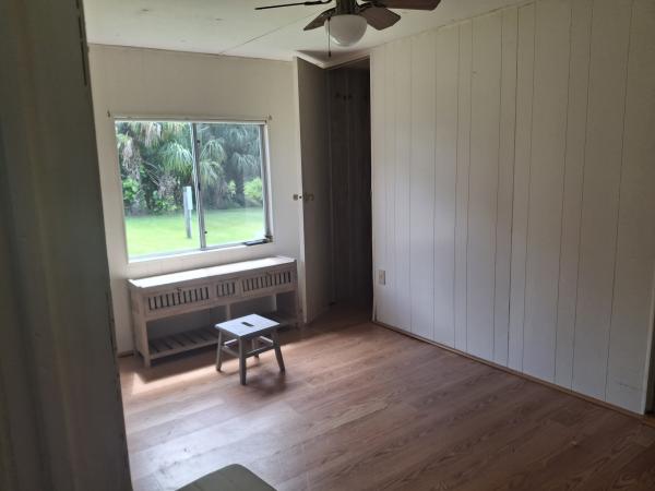 1982 Oakcreek 10L14332 Mobile Home