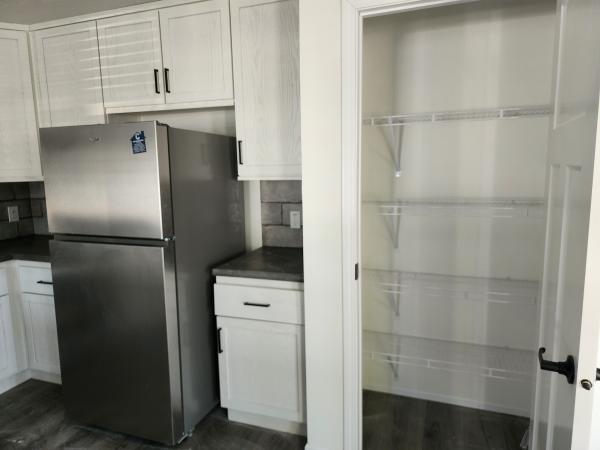 2026 Champion RAPB2860C32KWN Mobile Home
