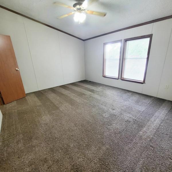 1994 Holly Park Inc Holly Park Mobile Home
