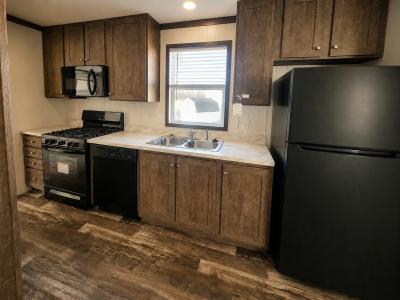 Mobile Home at 372 Utah Court Belleville, MI 48111