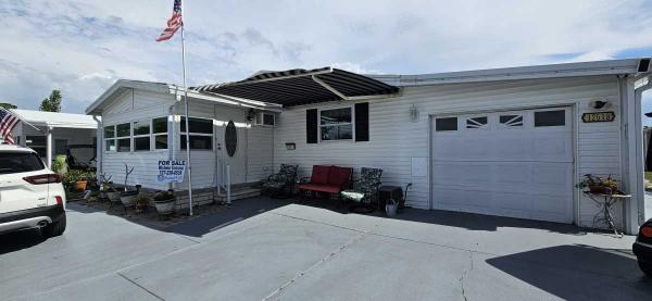 1990 Jacobsen Manufactured Home