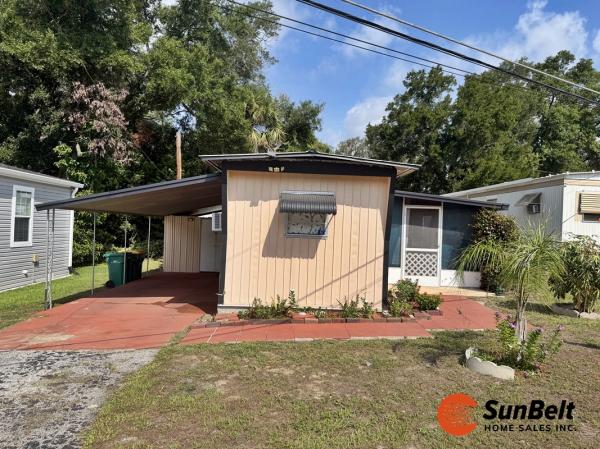Photo 1 of 2 of home located at 3 Currin Blvd Mount Dora, FL 32757