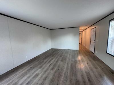 Photo 4 of 8 of home located at 435 Selkirk Mount Morris, MI 48458