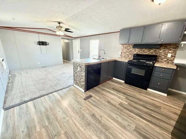 2016 Manufactured Home