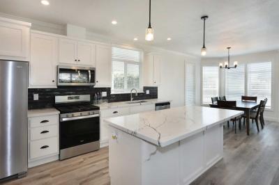 Photo 5 of 33 of home located at 5 Buena Vista Tustin, CA 92780