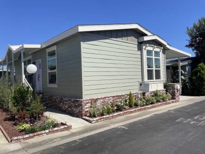 Photo 2 of 33 of home located at 46 Estrella Tustin, CA 92780