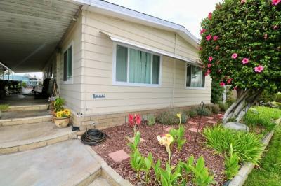 Photo 5 of 42 of home located at 14046 Lake Side Drive Unit#108 La Mirada, CA 90638