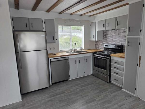 Fleetwood Mobile Home For Sale