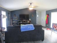 1999 Holly Park Mobile Home