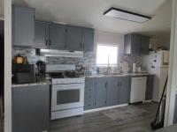 1999 Holly Park Mobile Home