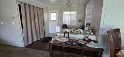 Photo 5 of 13 of home located at 4401 Prince St Bakersfield, CA 93301