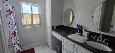 Photo 3 of 13 of home located at 4401 Prince St Bakersfield, CA 93301