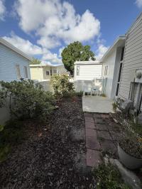 1990 PALM HARBOR MODEL Mobile Home