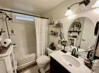 1984 Commodore Bayshore/Regent Manufactured Home