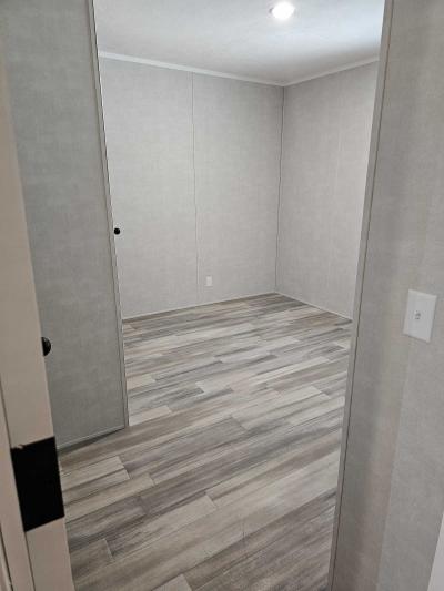 Photo 3 of 11 of home located at 69 American Ave Pontiac, IL 61764