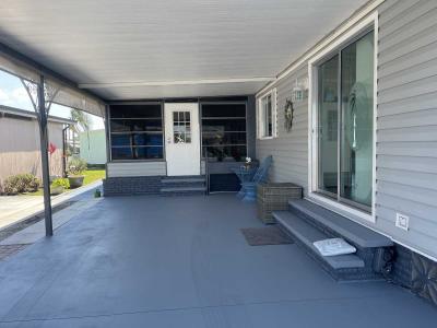 Photo 4 of 37 of home located at 506 Avanti Way North Fort Myers, FL 33917