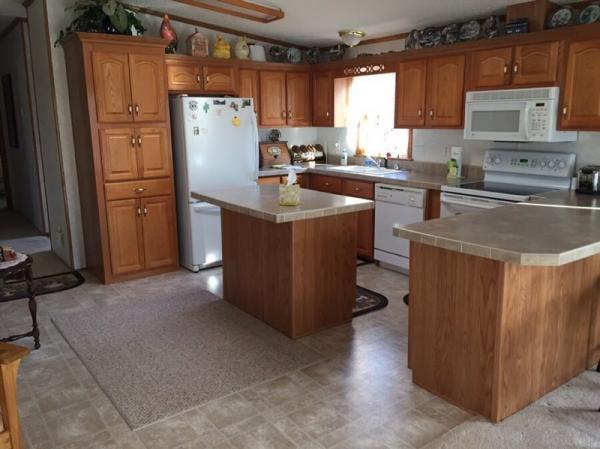 2004 Friendship  Mobile Home For Sale