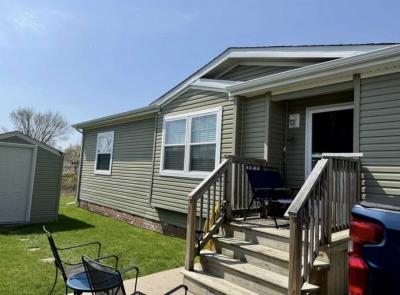 Photo 3 of 25 of home located at 9836 Bellcrest Blvd Fenton, MI 48430