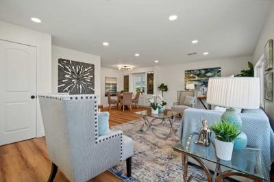 Photo 5 of 30 of home located at 24921 Muirlands Blvd. #326 Lake Forest, CA 92630