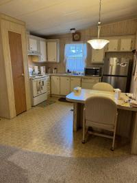 1985 Broo Manufactured Home