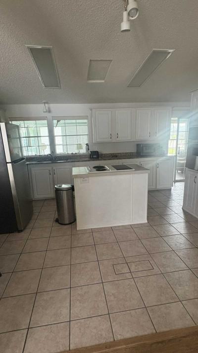 Photo 5 of 8 of home located at 3620 Chipshot Crt North Fort Myers, FL 33917