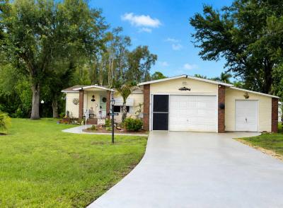 Mobile Home at 10511 Lake Loop Rd North Fort Myers, FL 33903