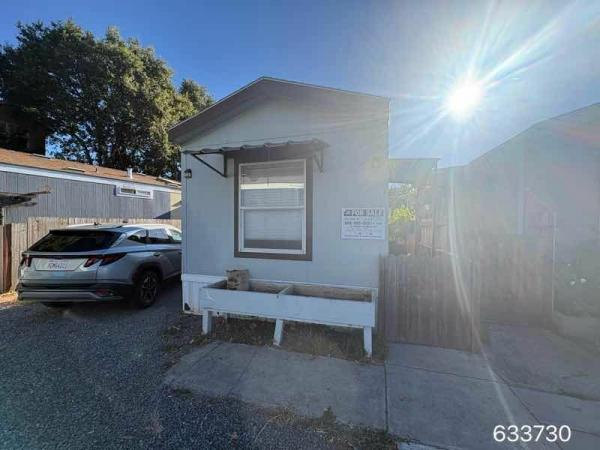 2011 FLEETWOOD Mobile Home For Sale