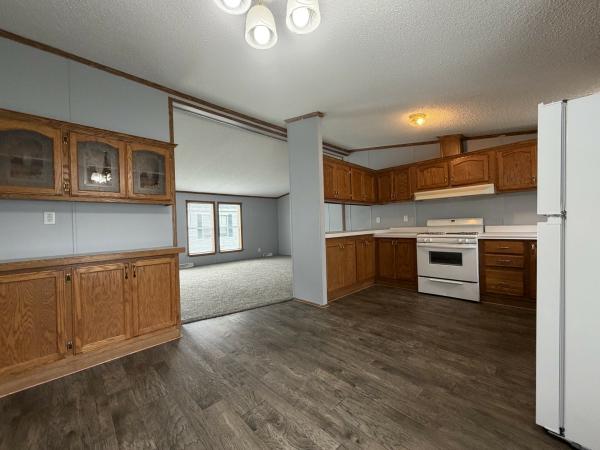 1996 FOUR SEASONS Mobile Home For Sale