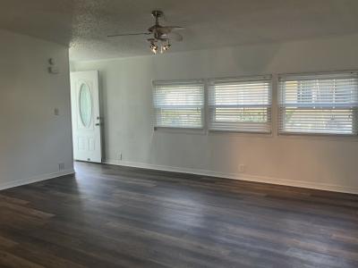 Photo 4 of 13 of home located at 1360 Flor Del Sol Dr. Port Orange, FL 32129