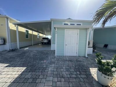 Photo 4 of 15 of home located at 7 NE Nautical Dr Jensen Beach, FL 34957