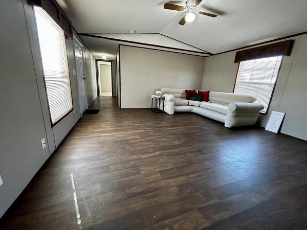 2015 Fleetwood Berkshire Mobile Home
