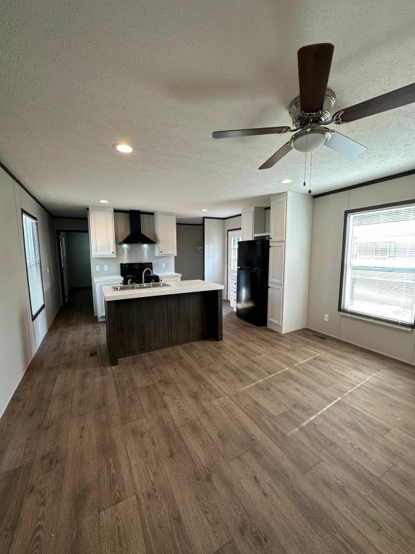 2023 Clayton Homes Inc MIYO Mobile Home