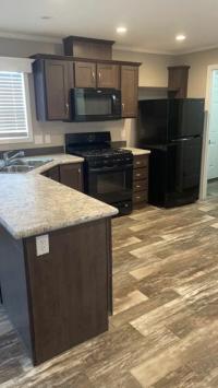 2020 Champion Dutch Diamond Mobile Home