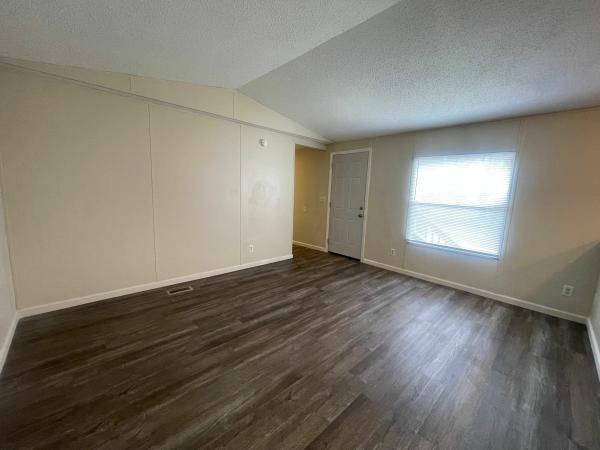 2001 Clayton Homes Inc Discovery Mobile Home