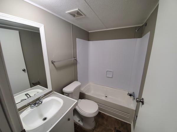 1998 Fleetwood Cavco Series Mobile Home
