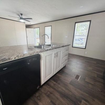 Photo 5 of 23 of home located at 102 Sparrow Dr. Troy, AL 36079