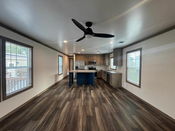 Photo 1 of 2 of home located at 11300 Us Hwy 271 #385 Tyler, TX 75708