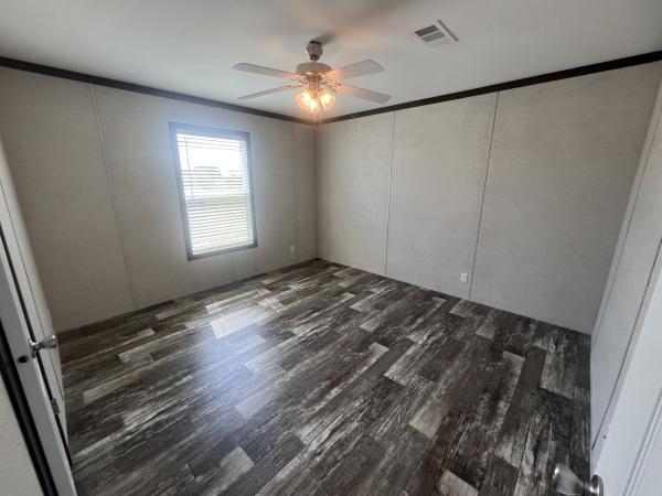 2024 Champion CSD2842J2842H32329 Mobile Home