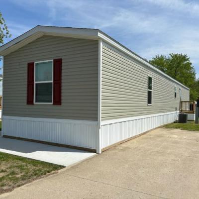Photo 2 of 25 of home located at 3052 North Gary Street #0132 New Castle, IN 47362