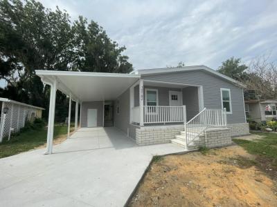 Mobile Home at 13142 Grape Avenue Grand Island, FL 32735