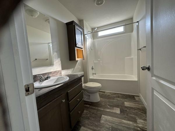 2018 Clayton 81SUN28523 Mobile Home