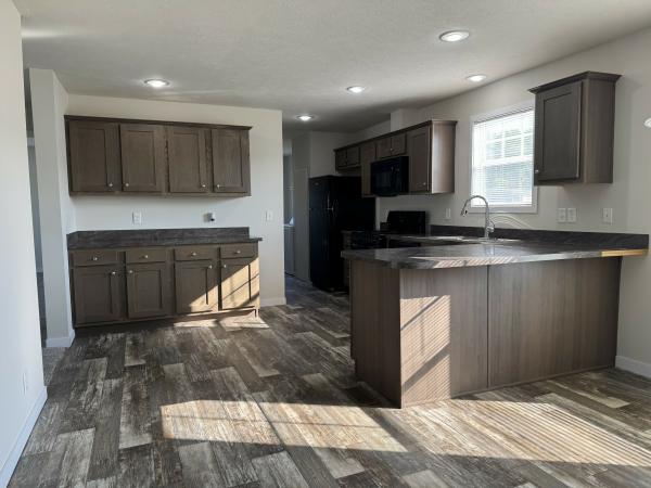 2018 Clayton 81SUN28523 Mobile Home