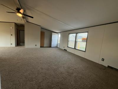 Photo 5 of 12 of home located at 6830 Bedford Downs Fort Wayne, IN 46818