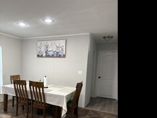 2014 Clayton Mobile Home Mobile Home