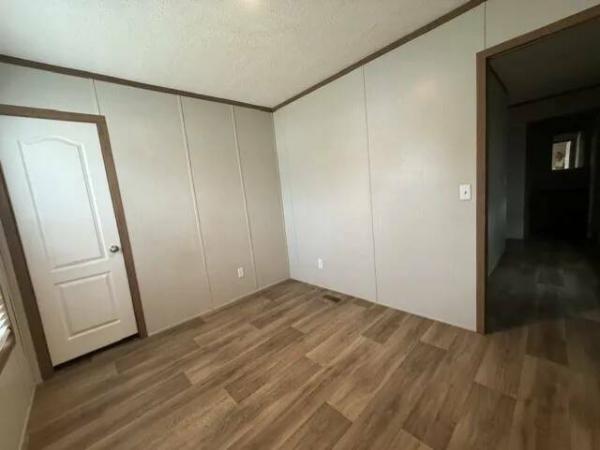 2023 35MYO16723AH23  Home
