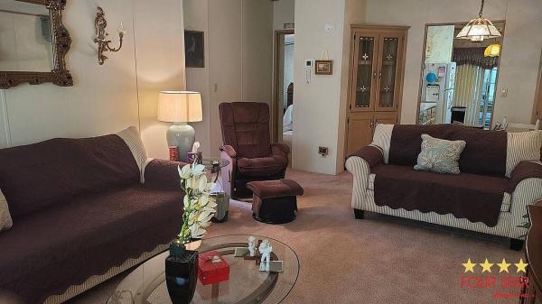 1990 Palm Harbor  Home