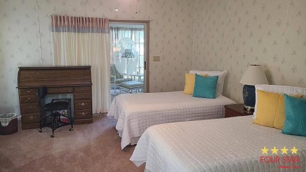 1990 Palm Harbor  Home