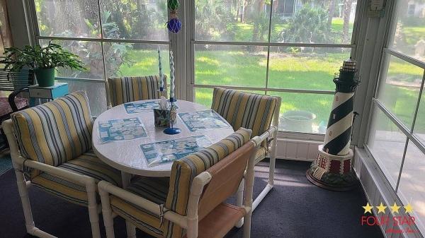1990 Palm Harbor  Home