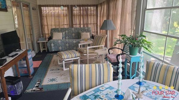 1990 Palm Harbor  Home