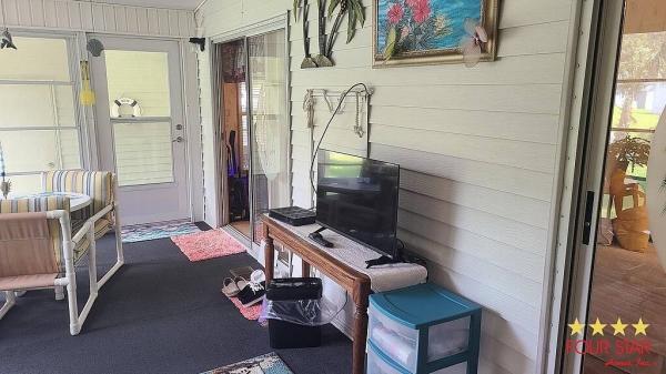 1990 Palm Harbor  Home